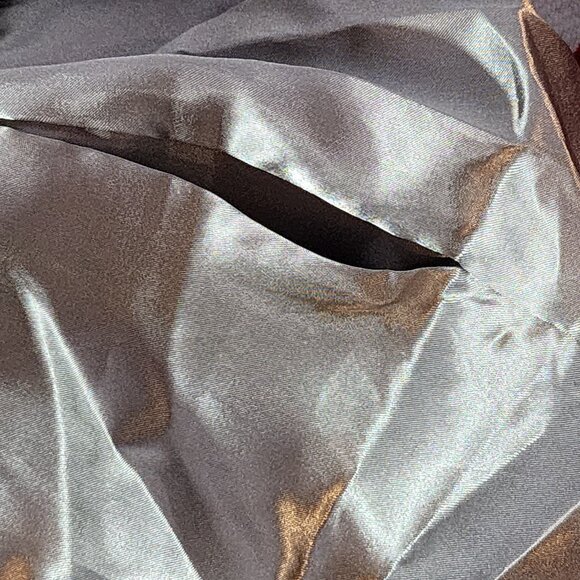 Robe N Hood Grey Silver Poly Namaste In Bed Motif Mid Sleeve Robe w/Belt Sz OSFM - Picture 13 of 16